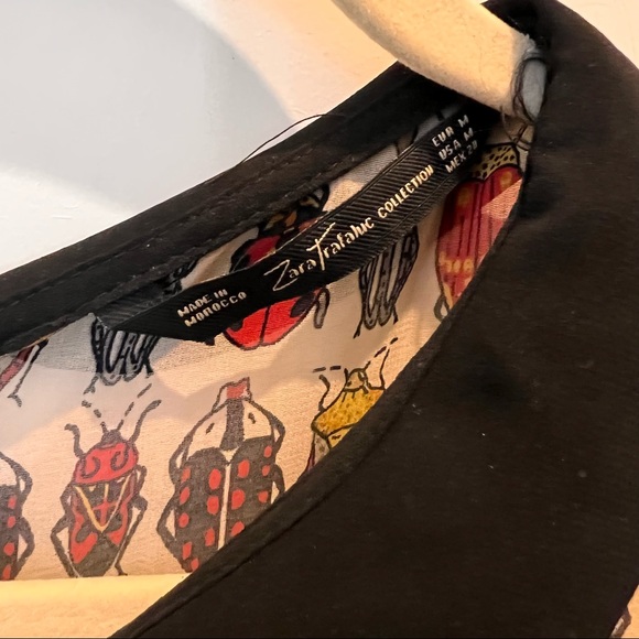 Zara Trafaluc size M Bugs blouse - Picture 4 of 9